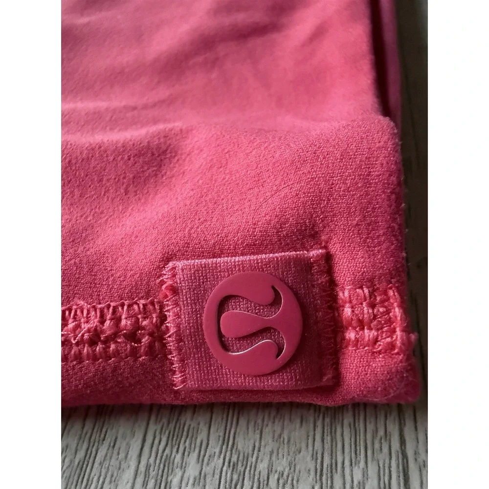 Lululemon Women's Pink Cropped Tank Top Built In Bra Stretch Athletic Size S